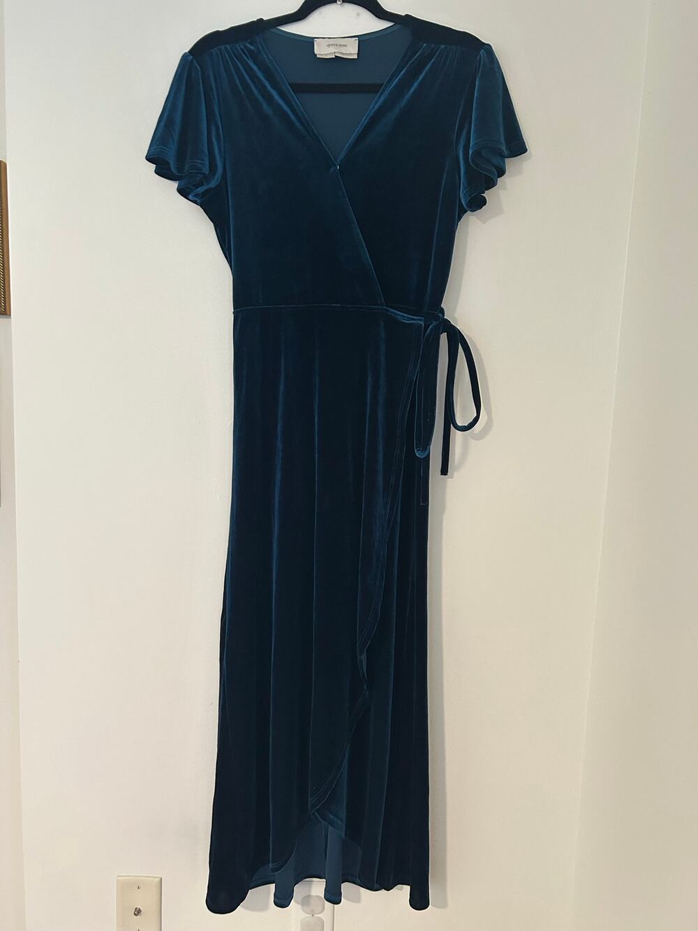 Anthropologie BHLDN Thrive Velvet Wrap Midi Dress Teal Blue EUC Short Sleeve M